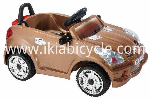 Detské batériové auto s hudbou